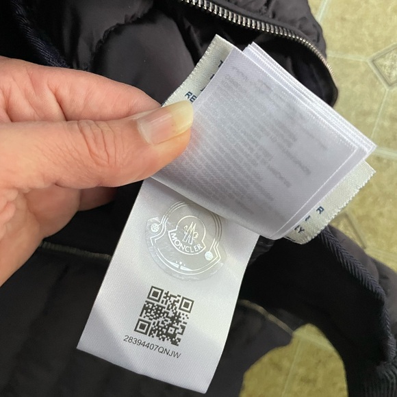 MONCLER puffer down zip cardigan - Picture 3 of 15